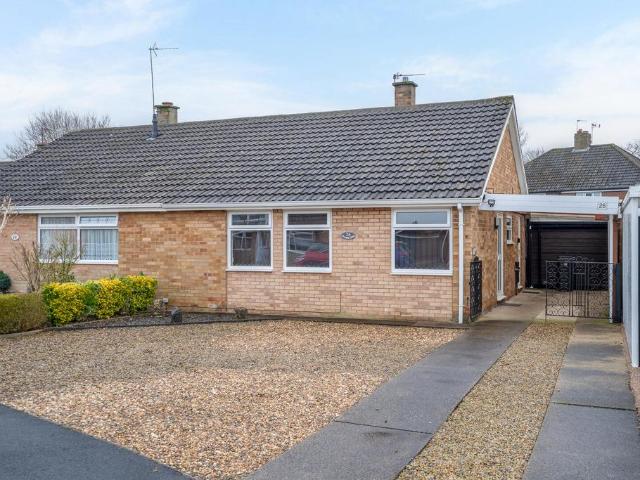 Bungalow for sale in Woodthorpe, High Field