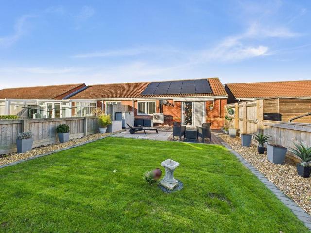 Bungalow for sale in Worle, Weston-super-Mare