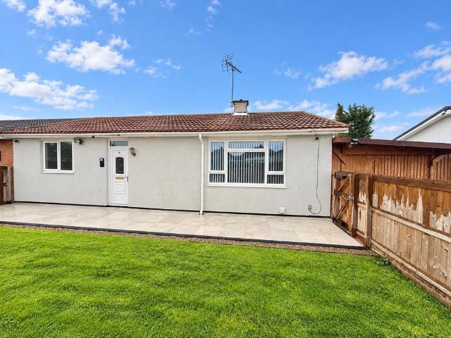Bungalow for sale in Overpool, Ellesmere Port