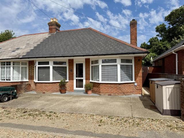 Bungalow for sale in Cowes, Isle Of Wight