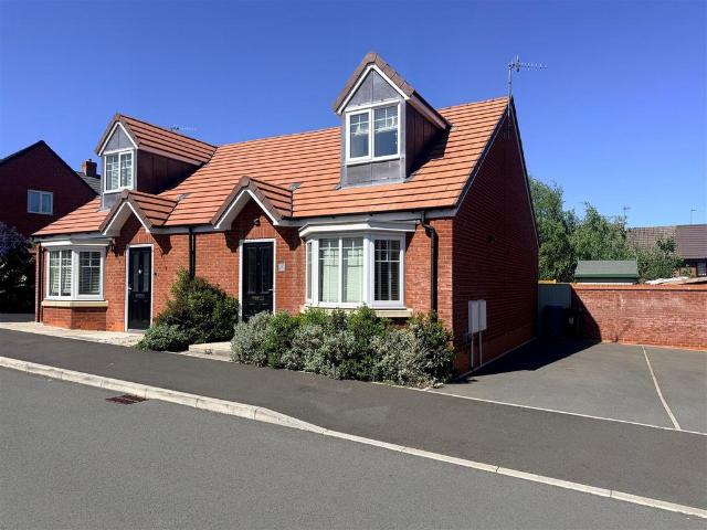 Bungalow for sale in Stourbridge, West Midlands