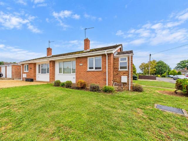Bungalow for sale in Toftwood, Breckland