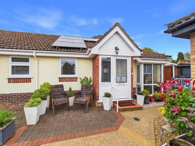 Bungalow for sale in Harleston, South Norfolk
