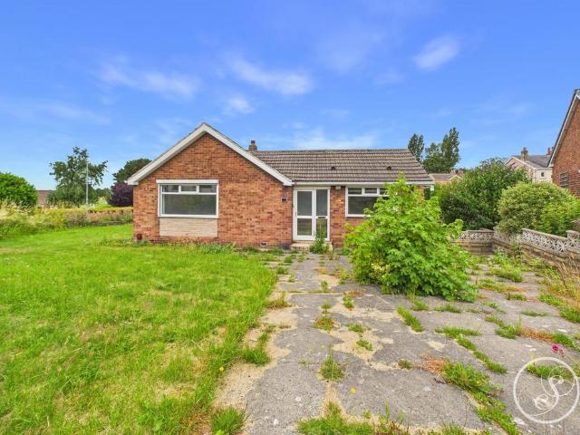 Bungalow for sale in Whitkirk, Colton