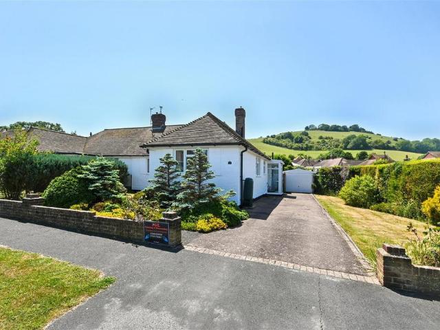 Bungalow for sale in Willingdon, Cross In Hand