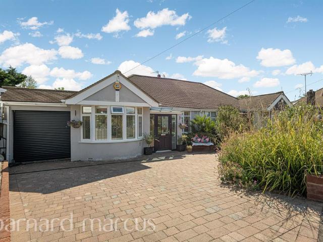 Bungalow for sale in Stoneleigh, Ewell