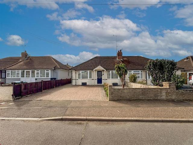 Bungalow for sale in Wick, Clapham