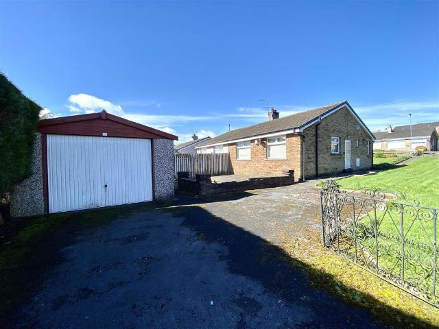 Bungalow for sale in Halifax, Illingworth Moor