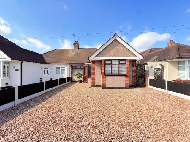 Bungalow for sale in Grays, Essex
