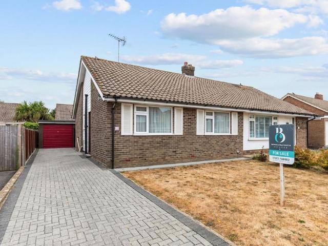Bungalow for sale in Angmering, Clapham