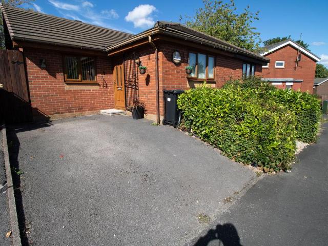 Bungalow for sale in Brownlow Fold, Lee Bank