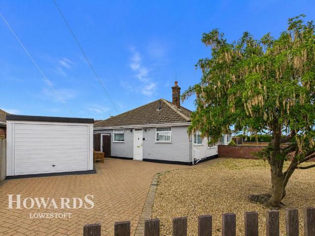 Bungalow for sale in Eastbridge, Suffolk