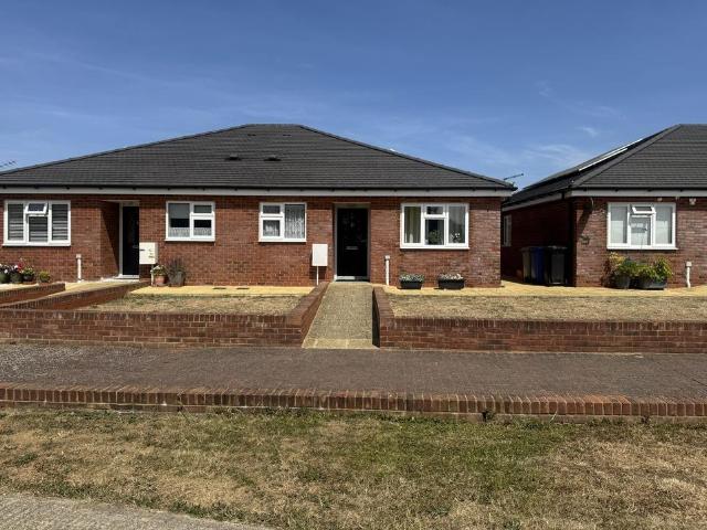 Bungalow for sale in Desborough