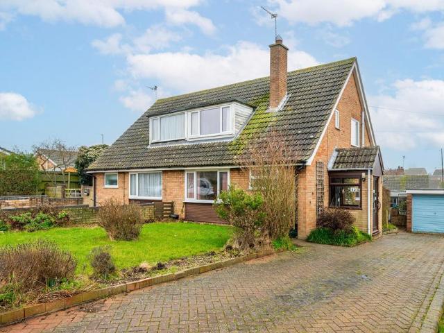Bungalow for sale in Eastbridge, Suffolk