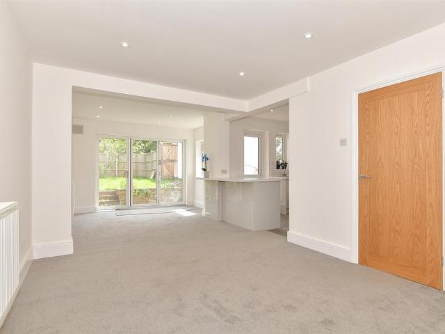 Bungalow for sale in The Butts, Kent