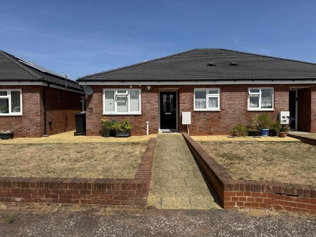 Bungalow for sale in Desborough