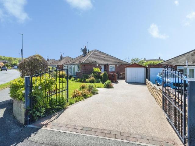 Bungalow for sale in West Yorkshire