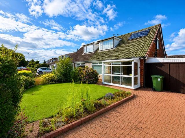 Bungalow for sale in Sefton