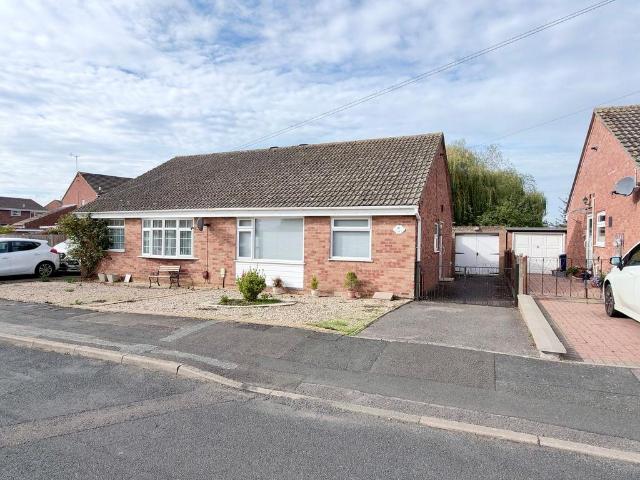 Bungalow for sale in Newtown, Tewkesbury
