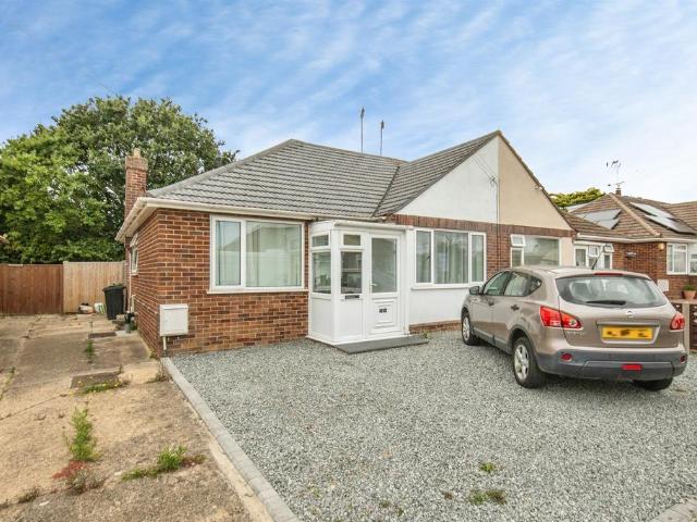Bungalow for sale in Upper Dovercourt, Dale Hill