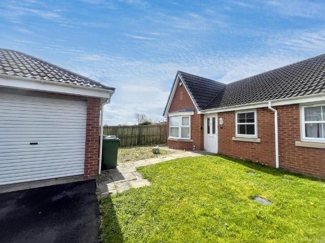 Bungalow for sale in Highfield, High Spen
