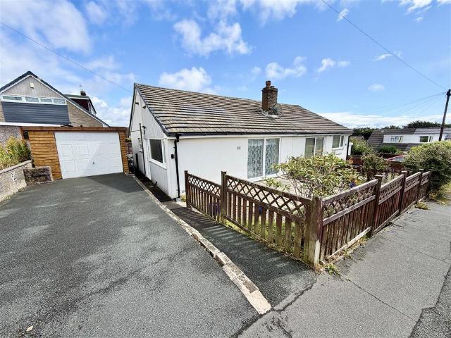 Bungalow for sale in Warley Town, West Yorkshire