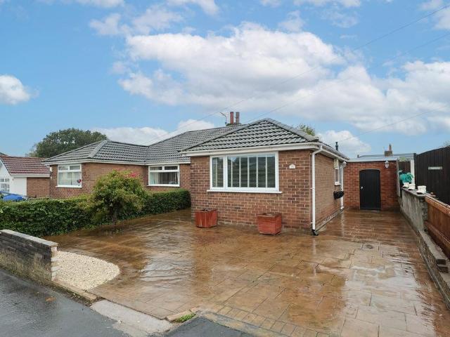 Bungalow for sale in Crooke, Wigan