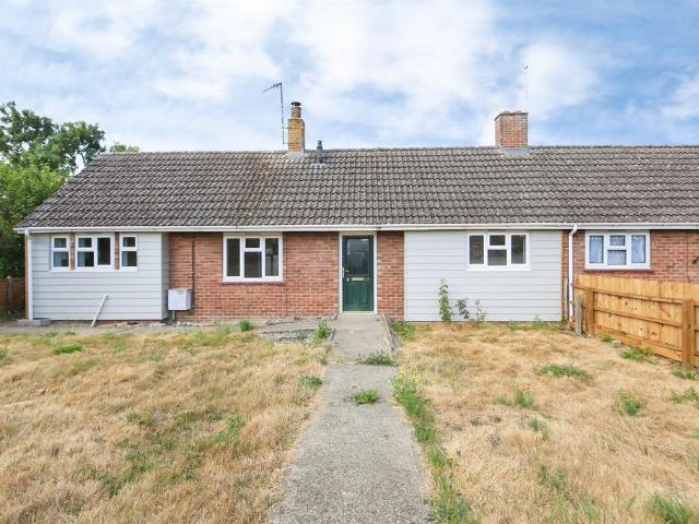 Bungalow for sale in Huntingdon, Cambridgeshire