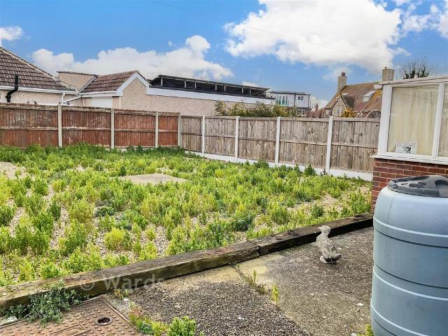 Bungalow for sale in Westbrook, Acol