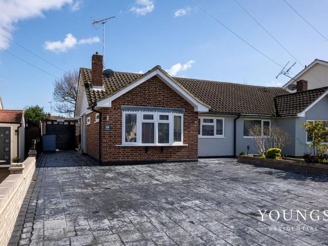 Bungalow for sale in Thundersley, Isle Of Man