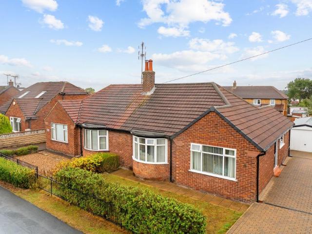 Bungalow for sale in Hookstone, Harrogate