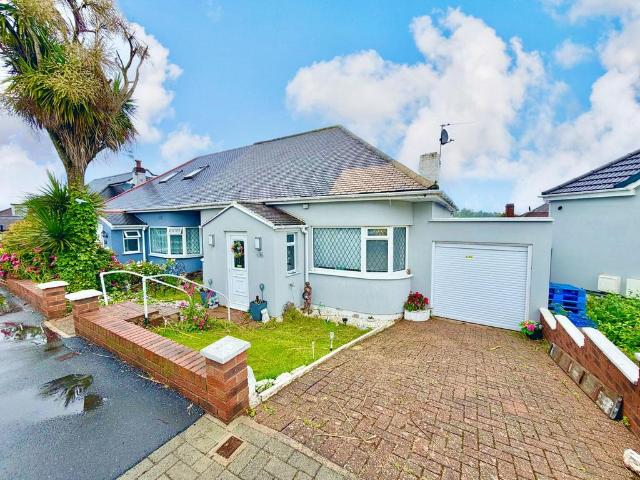 Bungalow for sale in Kingsbury, Greater London