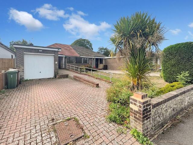 Bungalow for sale in Wigmore, Gillingham