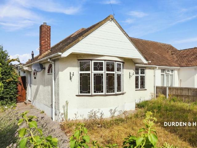 Bungalow for sale in Barling, Essex