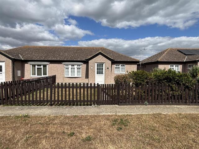 Bungalow for sale in Minster-on-Sea, Oad Street