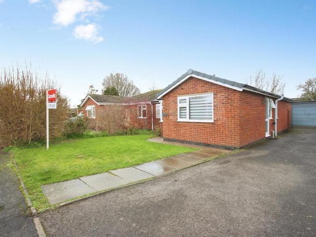 Bungalow for sale in Green Close, Warwickshire