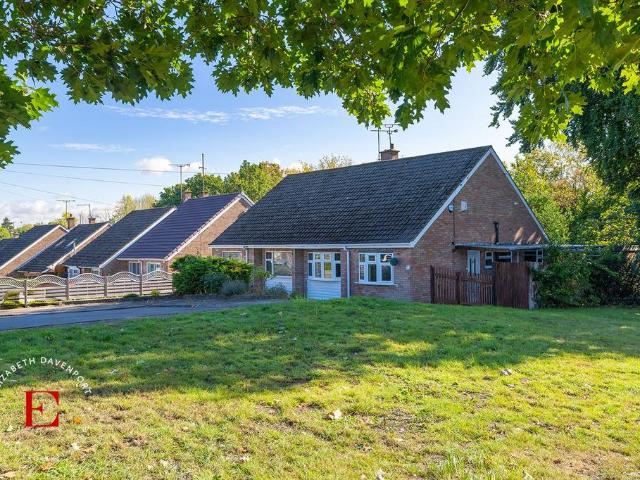 Bungalow for sale in Fenside, Cheylesmore