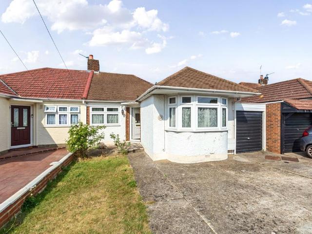 Bungalow for sale in Albany Park, Greater London