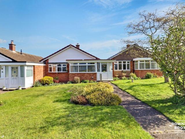 Bungalow for sale in Aldridge, West Midlands