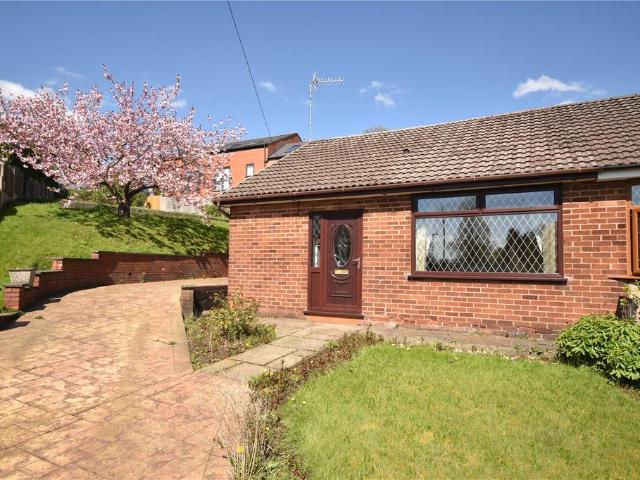 Bungalow for sale in Oozewood, Pendock
