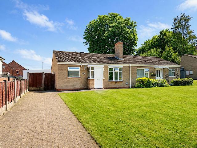 Bungalow for sale in Broomhill, Chadsmoor