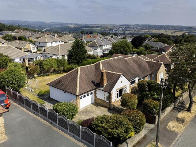 Bungalow for sale in Toothill, Rastrick