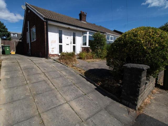 Bungalow for sale in Lee Bank, Greater Manchester