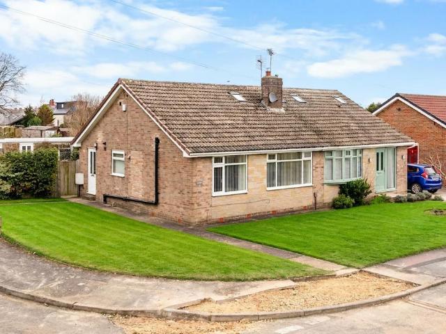 Bungalow for sale in Harlow, Harrogate