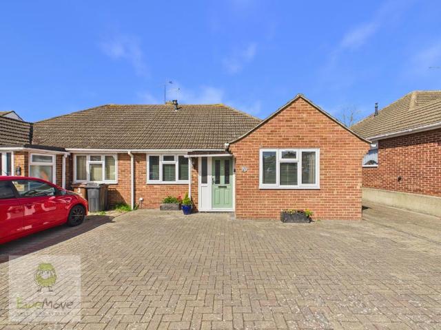 Bungalow for sale in Hoo St Werburgh
