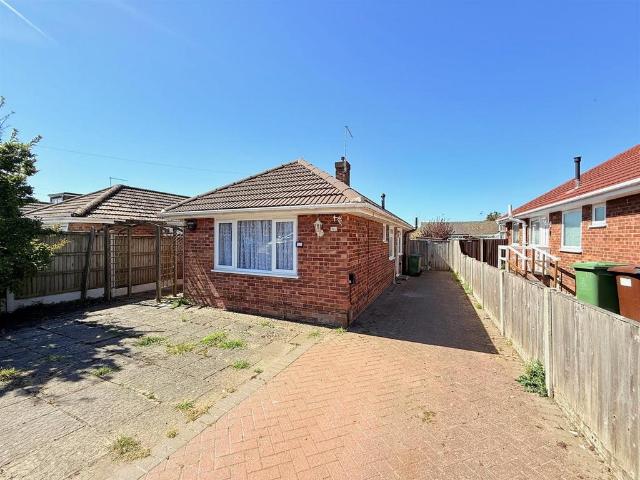 Bungalow for sale in Stokesby, Norfolk