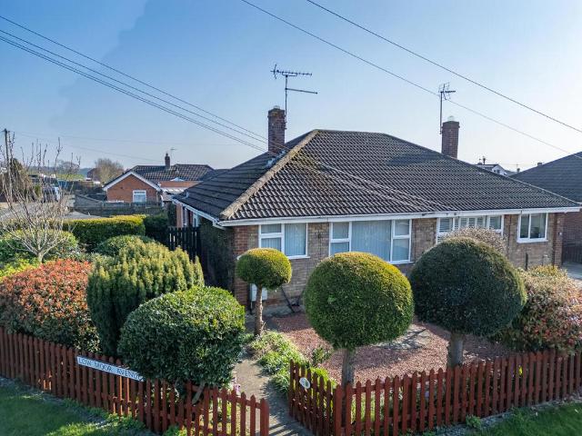 Bungalow for sale in High Field, York