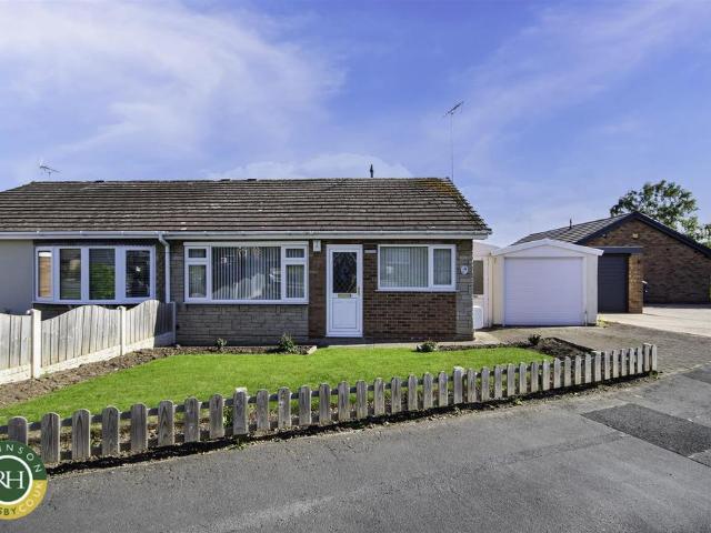 Bungalow for sale in Tickhill, South Yorkshire