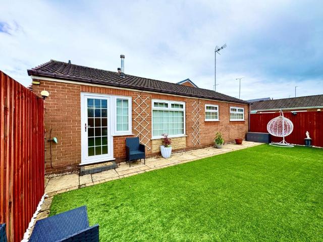 Bungalow for sale in St. Helens, Green Bank