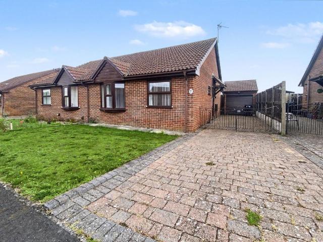 Bungalow for sale in Barholm, Lincolnshire
